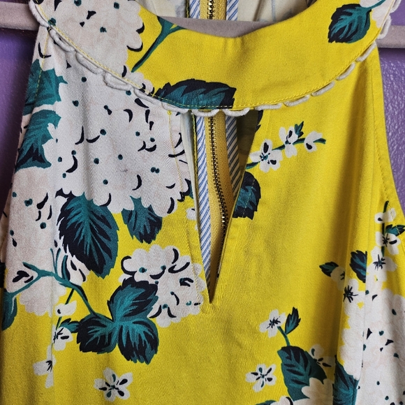 Draper James Yellow Hydrangea Row Payton Dress - Picture 7 of 10